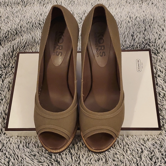 Michael Kors Open Toe Platform Wedges - Dark OIive Green - Picture 2 of 3